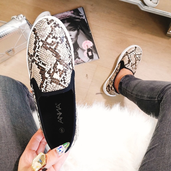 Shoes - Snake skin slip on